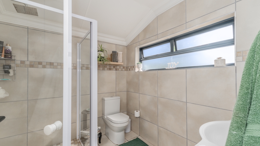 3 Bedroom Property for Sale in Linkside Western Cape